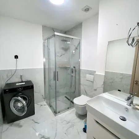 Apartment Modern 2br In Rafailovici - Near The Budva