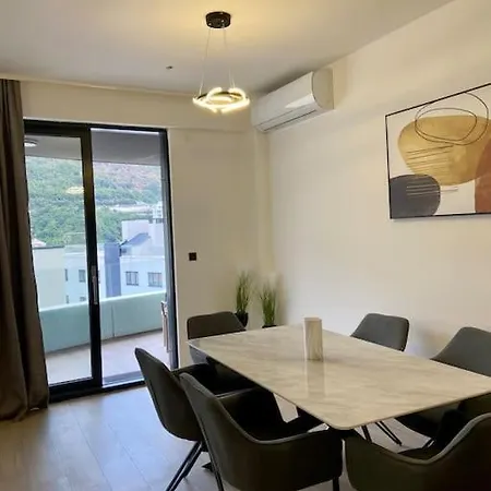 Modern 2br In Rafailovici - Near The Apartment