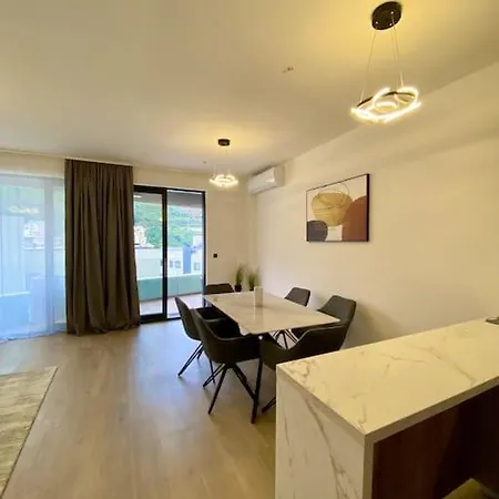 Modern 2br In Rafailovici - Near The Apartment *